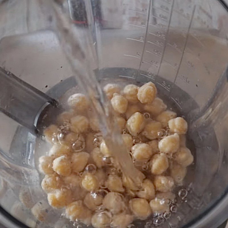 Step 2 Blend milk Chickpea milk