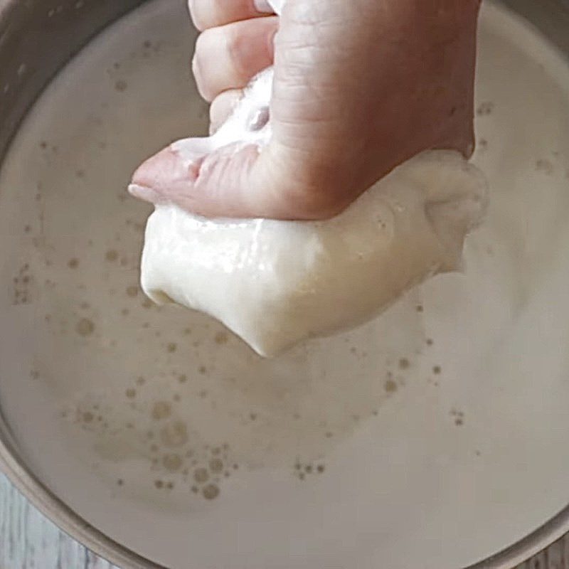 Step 2 Blend milk Chickpea milk