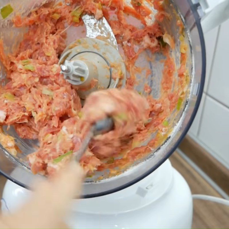 Step 1 Minced meat Scotch egg - minced meat wrapped around soft-boiled egg