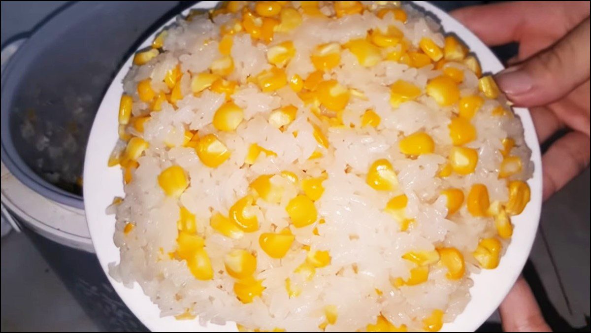 Sweet Corn Sticky Rice Using a Rice Cooker