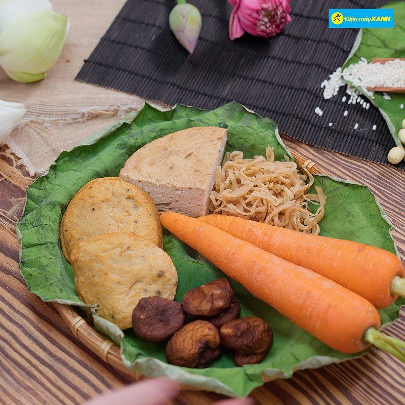 Step 1 Prepare the ingredients for Xôi Bát Bửu Chay