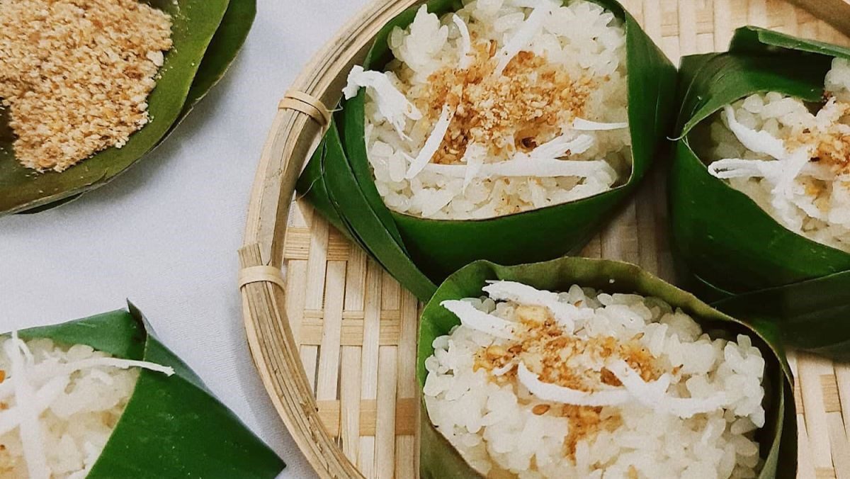 Sticky rice with coconut and lotus seeds (Recipe shared by a user)