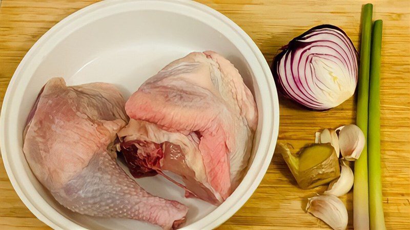 Ingredients for soy sauce chicken dish (soy sauce)