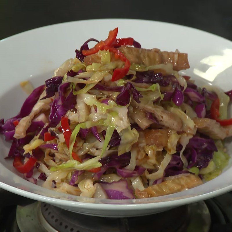 Step 4 Final product Stir-fried purple cabbage