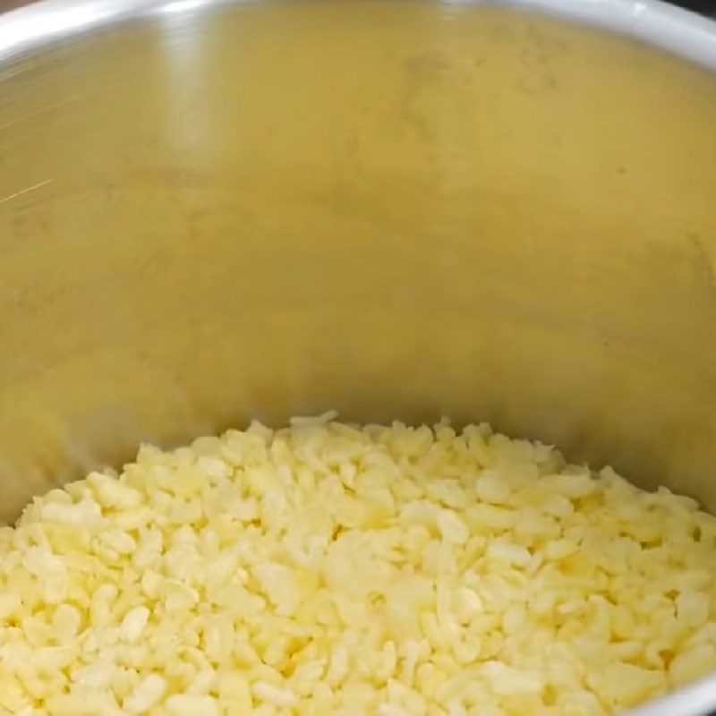 Step 1 Clean and cook mung beans for Mung Bean Che with jelly pearls