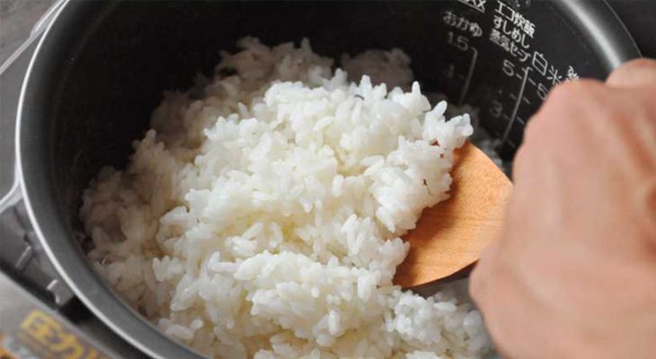 Step 1 Prepare the Ingredients for Vegetarian Fried Rice with Buddha's Feast