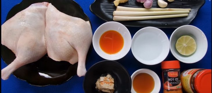 Ingredients for the dish 2 recipes for fried lemongrass chili duck and red fried duck
