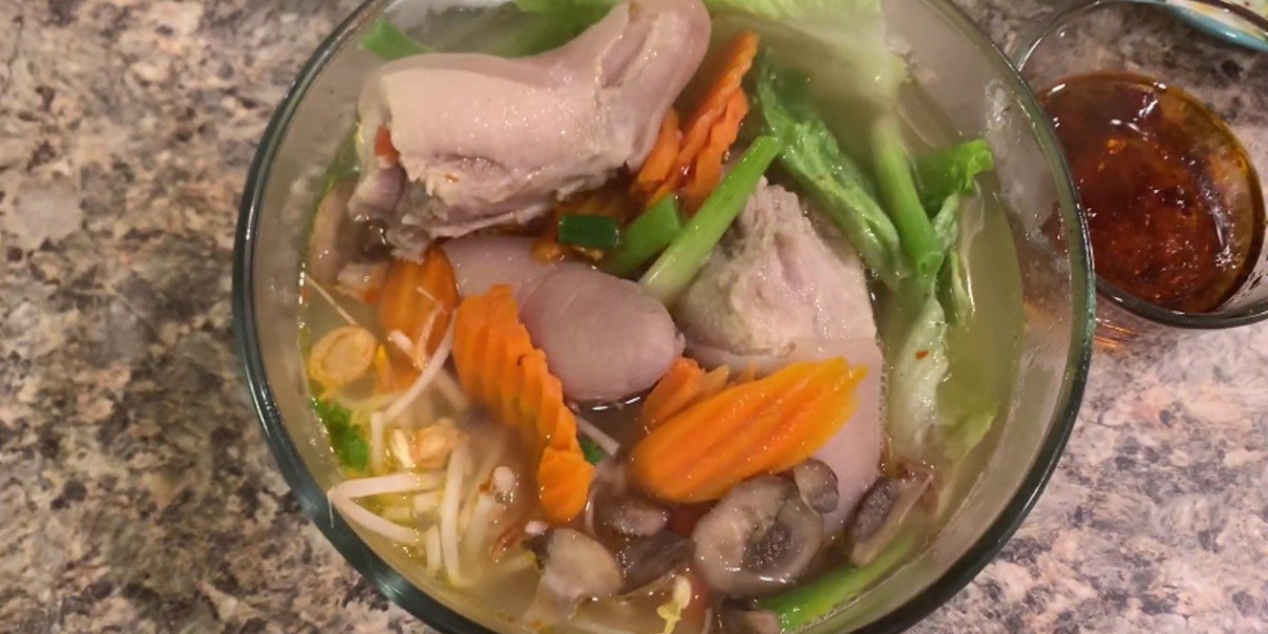 2 ways to cook delicious soft sweet pork noodles attractive for 11472