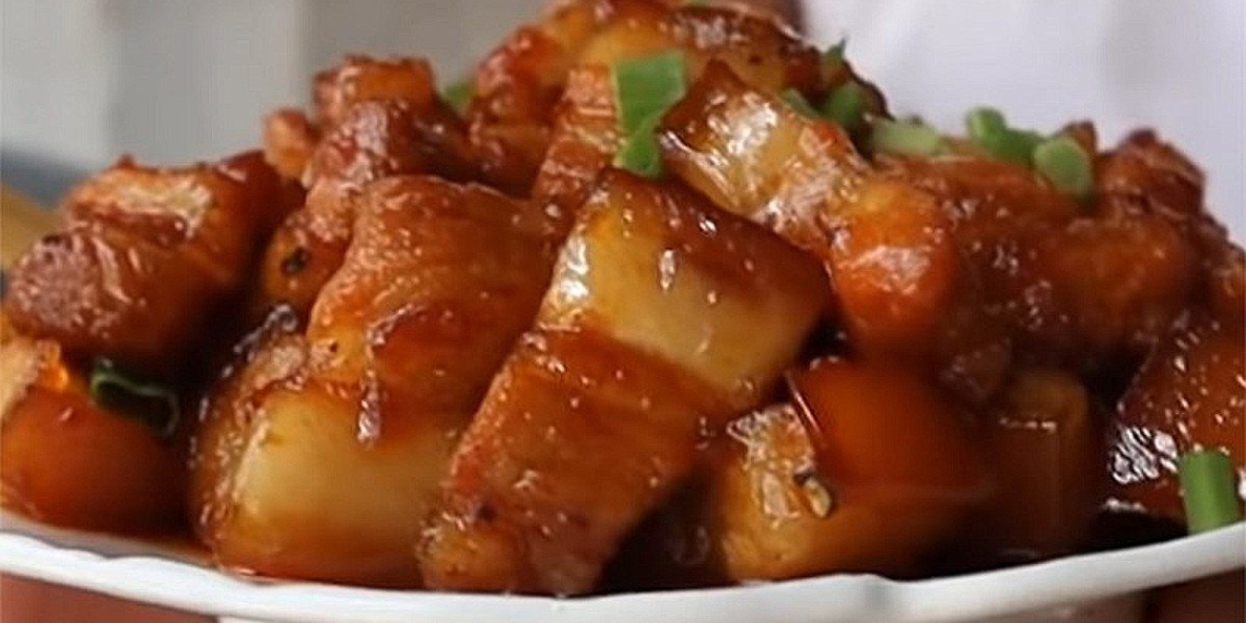 2 ways to make braised pork belly with fish sauce and soy sauce delicious 05854