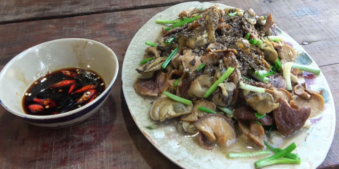 2 ways to make stir fried mushrooms and stir fried garlic delicious nutritious simple 07649