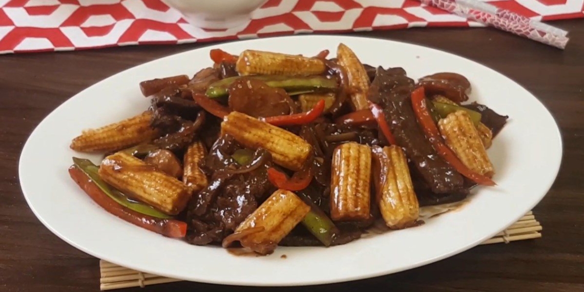 2 ways to make young corn stir fried with beef and simple delicious stir fried green beans 05028