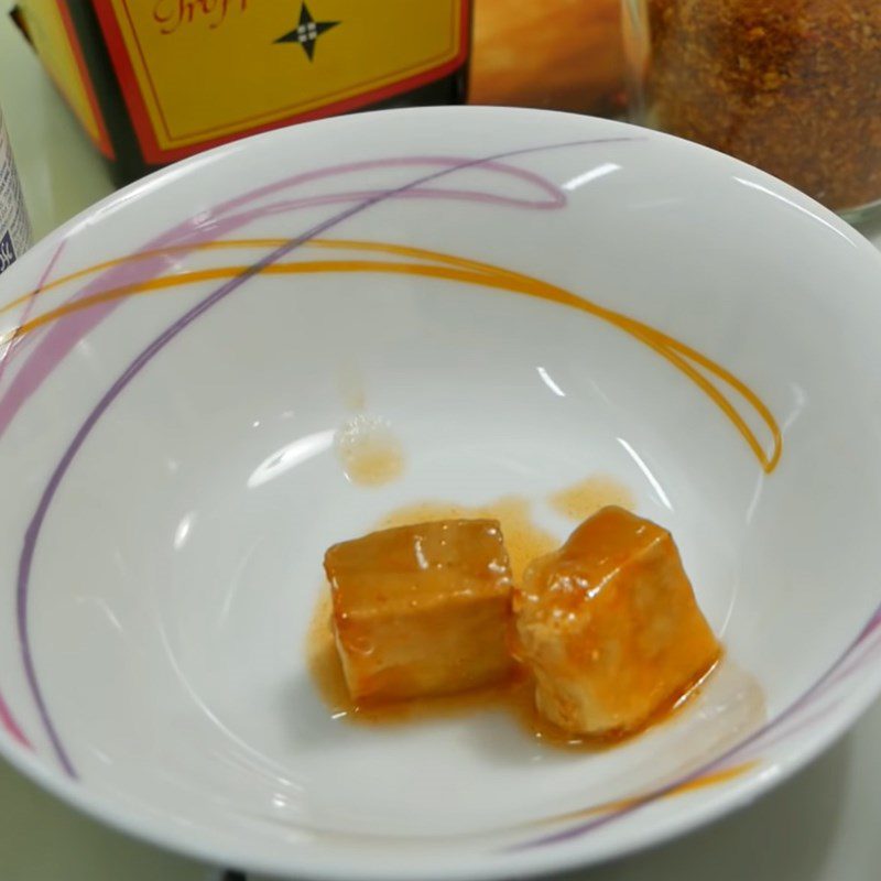 Step 2 Make the marinating sauce Steamed Vegetarian Radish Cake