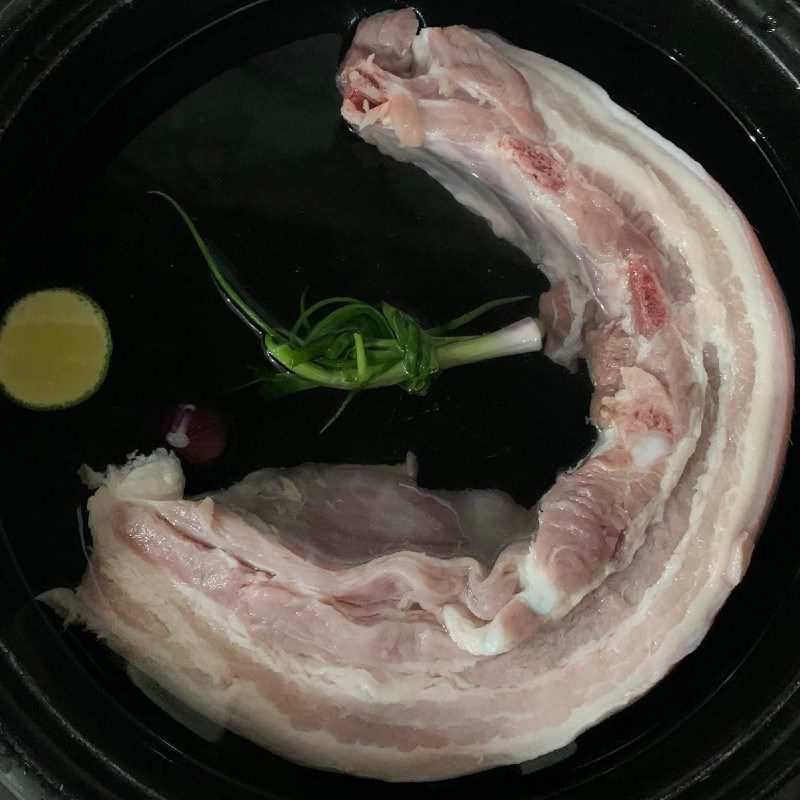 Step 1 Prepare the meat Braised pork belly (recipe shared by user)