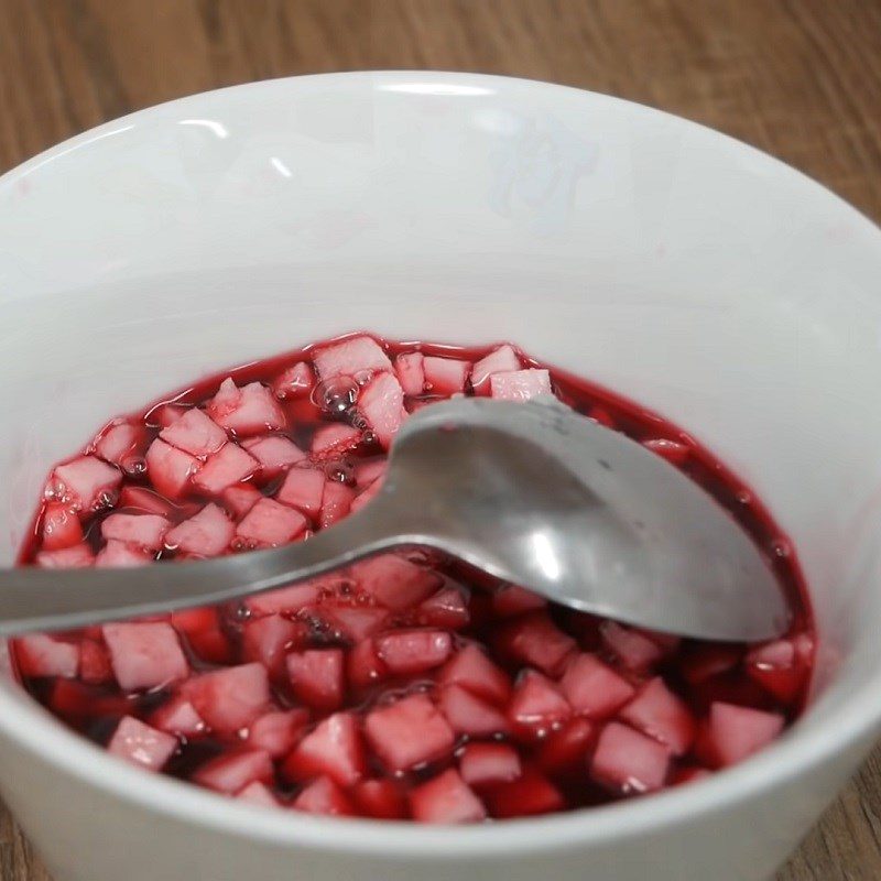 Step 3 Make the jelly pearls for Mung Bean Che with jelly pearls