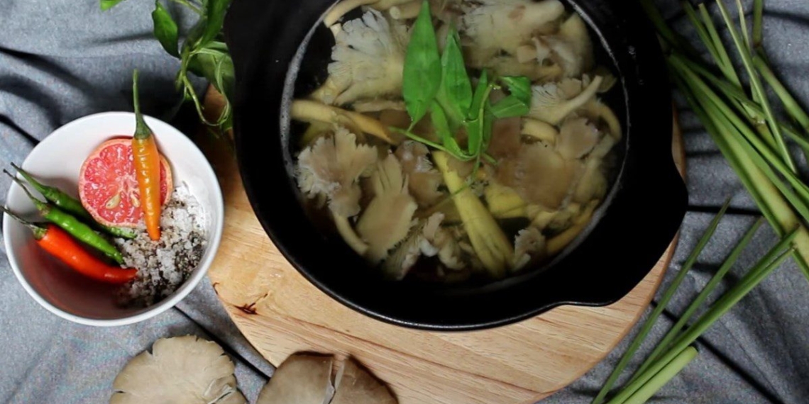 3 ways to cook mushroom soup with fish sauce and squid on day 06072