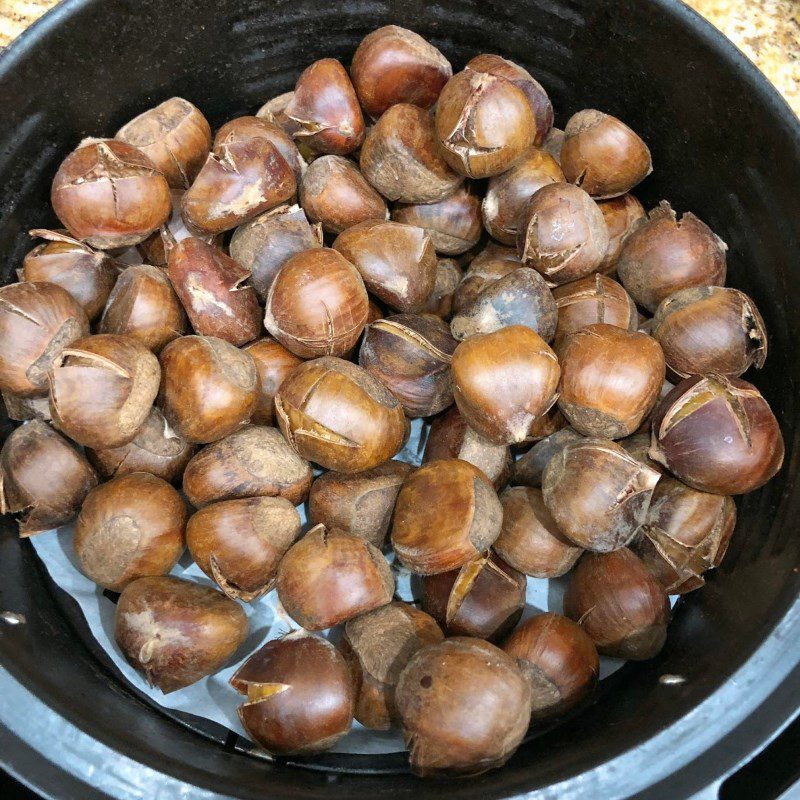 Step 2 Roasting chestnuts Roasted chestnuts using an air fryer
