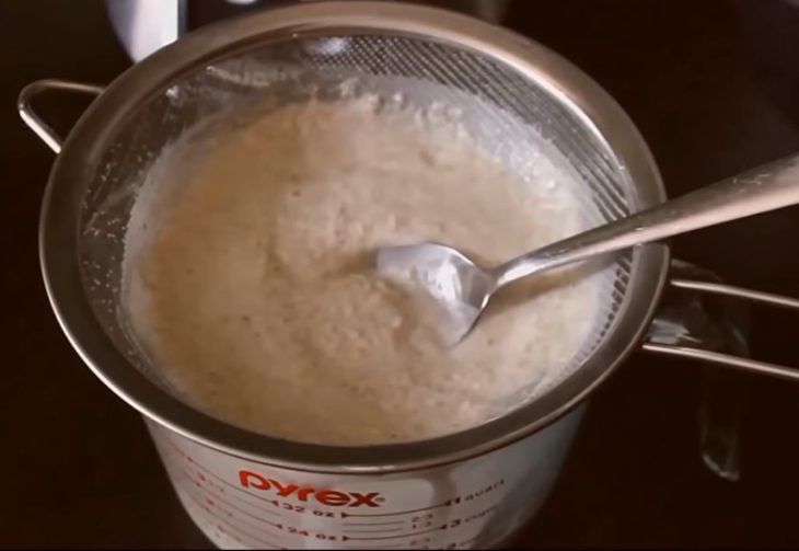 Step 1 Blend the oats Chia seed oat milk