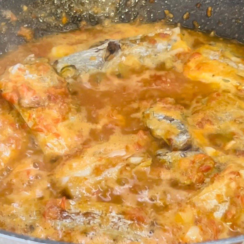 Step 2 Cook the fish with tomato for Grilled Fish with Tomato