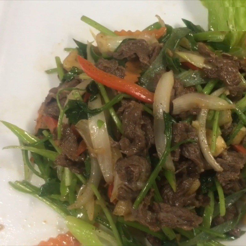 Step 4 Final Product Stir-fried Beef with Celery and Garlic