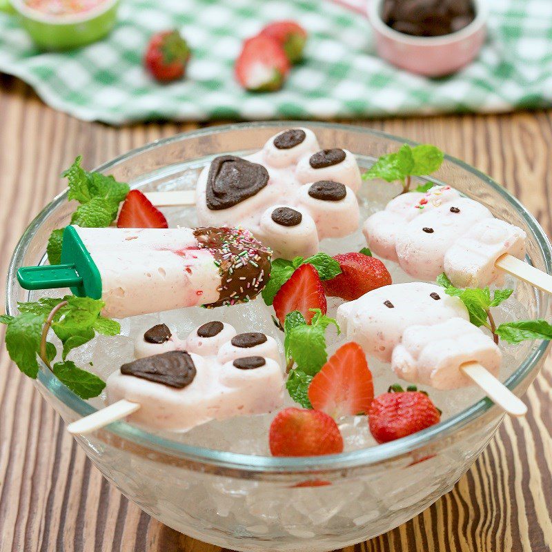 Step 5 Final Product Strawberry Milk Popsicle