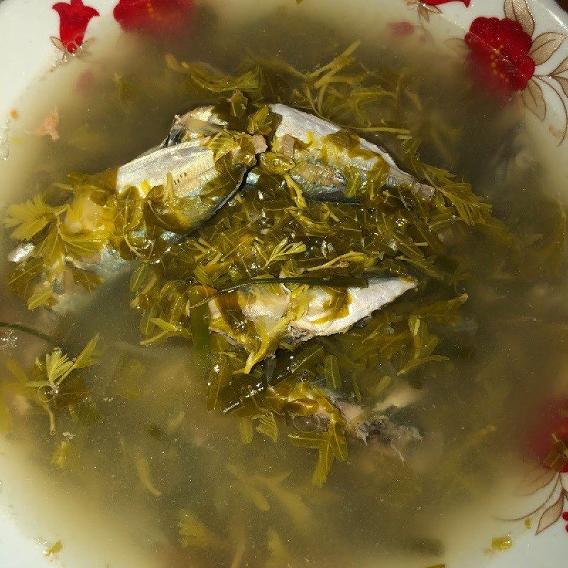 Step 4 Final Product Sweet and sour soup with tamarind leaves and mackerel