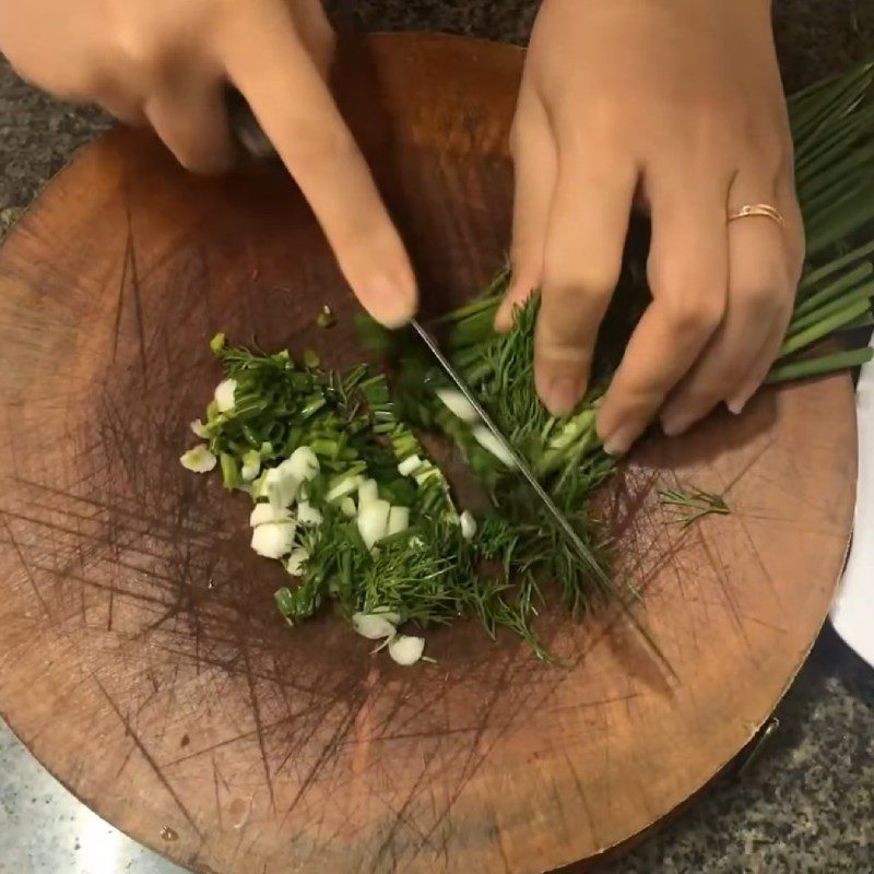 Step 1 Prepare the ingredients for Nail Snail Porridge