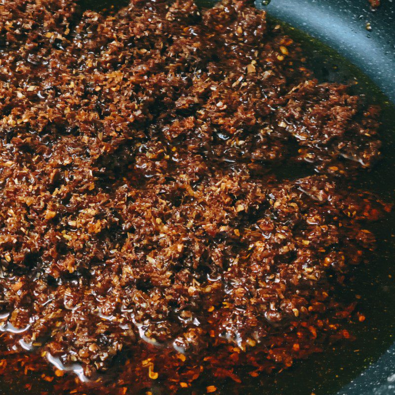 Step 2 Make satay chili for satay noodle with beef balls