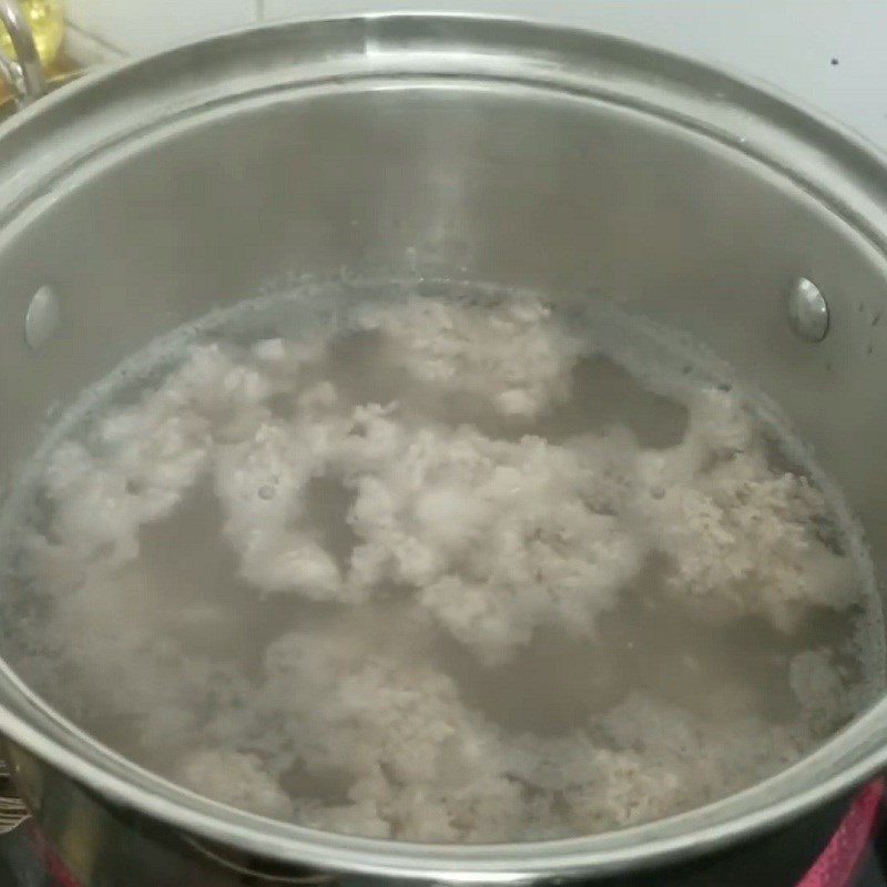 Step 2 Cook the soup for Ground Pork and Bottle Gourd Soup