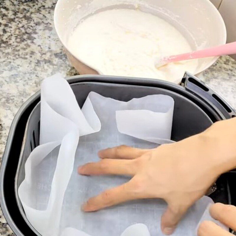 Step 3 Bake the cake for baked cassava cake in an air fryer