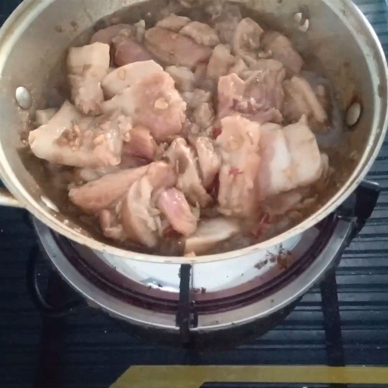 Step 3 Braised Meat Braised Pork with Fermented Fish Sauce