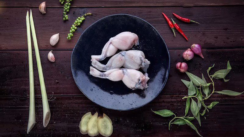 Ingredients for grilled frog dish