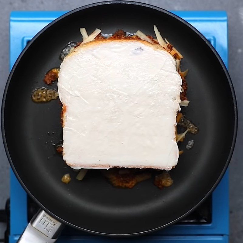 Step 3 Grilled sandwich Beef cheese sandwich