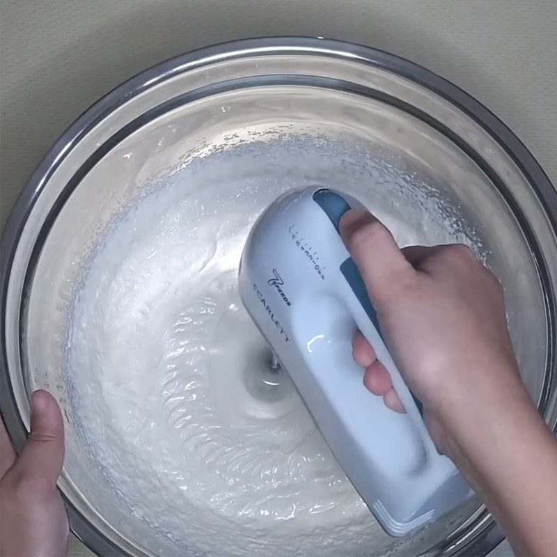 Step 2 Whipping the Mango Ice Cream Cake