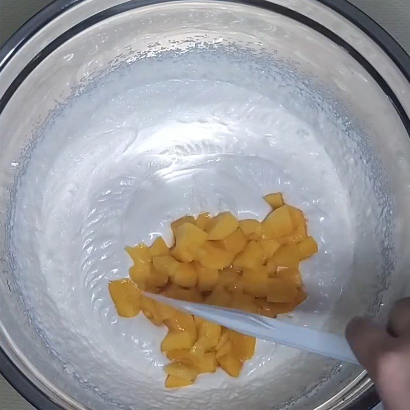 Step 3 Freezing the Ice Cream Mango Ice Cream Cake