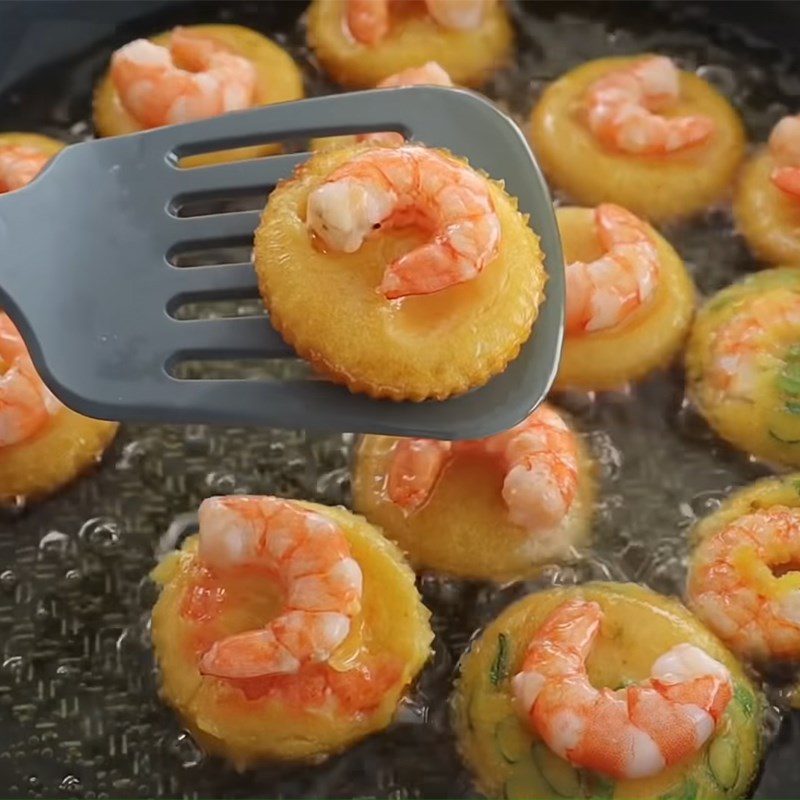 Step 6 Frying Bánh Khọt without mold