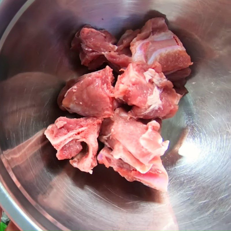Step 1 Prepare the ingredients for minced meat tomato noodles