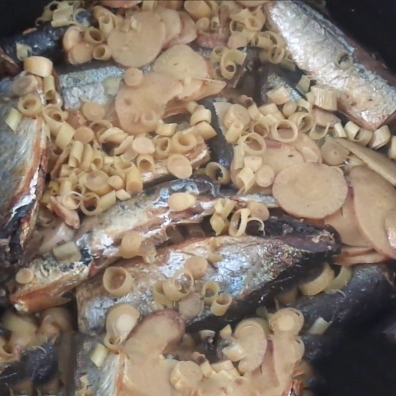 Step 4 Braised Fish with Ginger