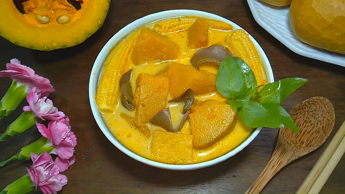 4 Ways to Cook Light Vegetarian Vegetable Curry for a More Appealing Vegetarian Meal 2 Vegetarian pumpkin curry