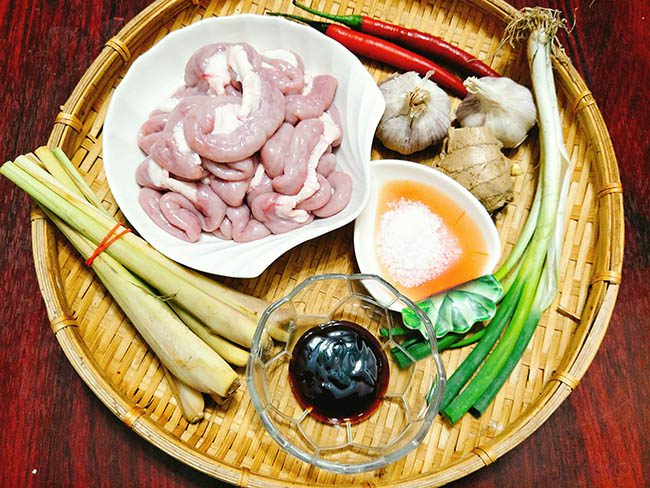 Ingredients for dish 3 grilled intestines