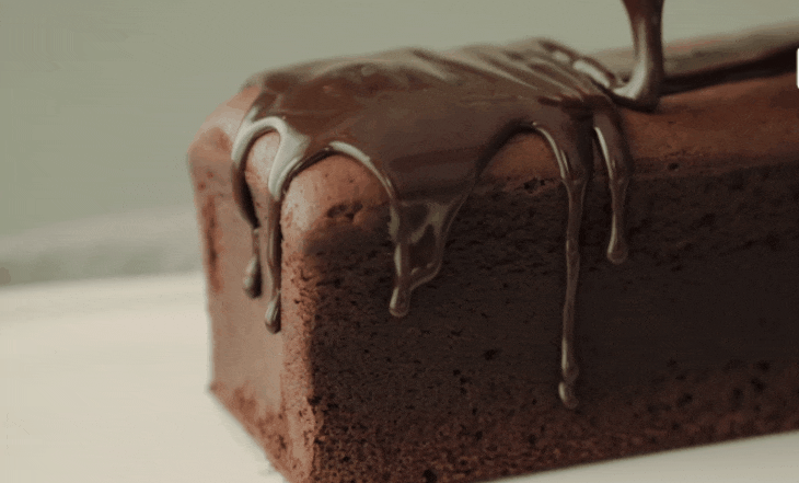 Step 7 Making melted chocolate sauce Chocolate fudge sponge cake