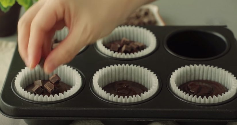 Step 3 Pouring the Chocolate Chip Muffin Batter