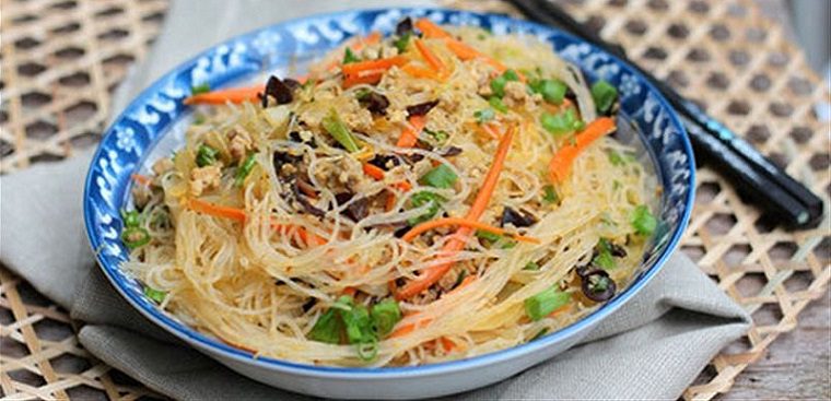 Step 4 Final product stir-fried vermicelli with minced meat