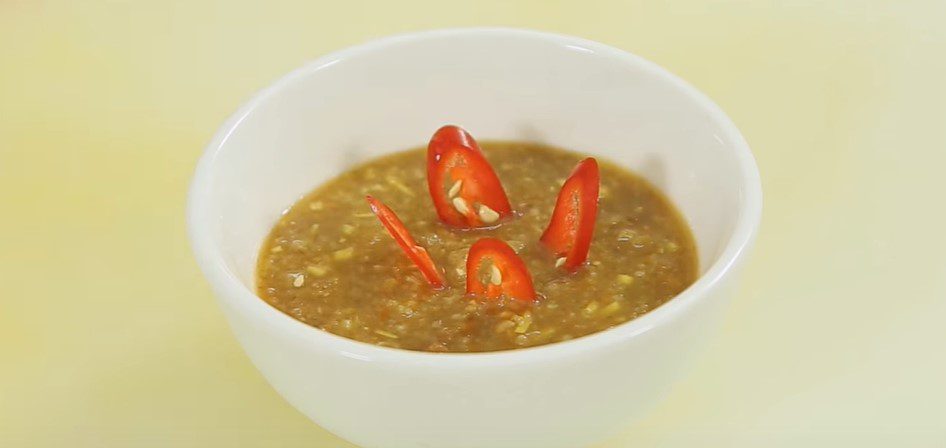 Step 4 Making the dipping sauce for Lemongrass Steamed Veal