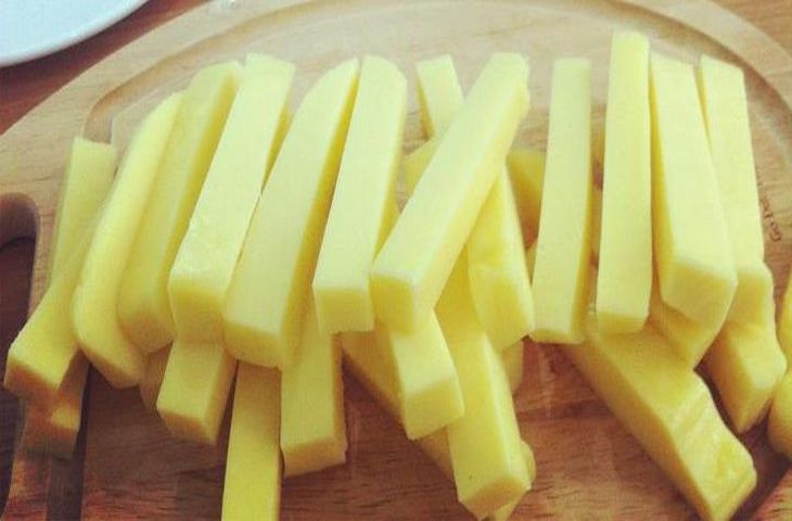 Step 1 Cut Mozzarella Cheese Cheese Sticks