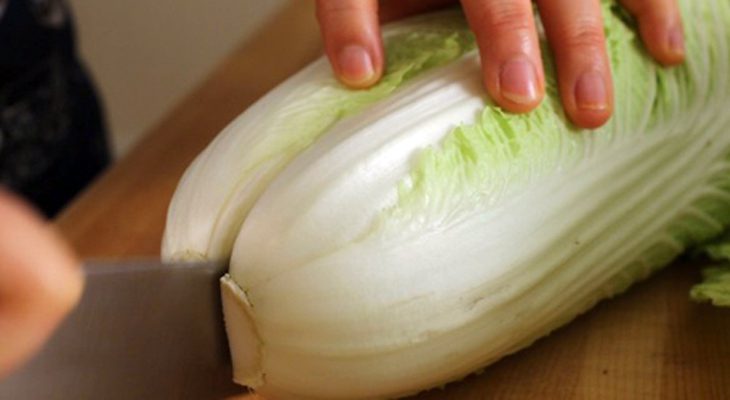 Step 1 Prepare the ingredients for minced meat and napa cabbage soup