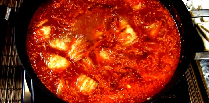 Step 2 Cooking Vegetarian Kimchi Hotpot