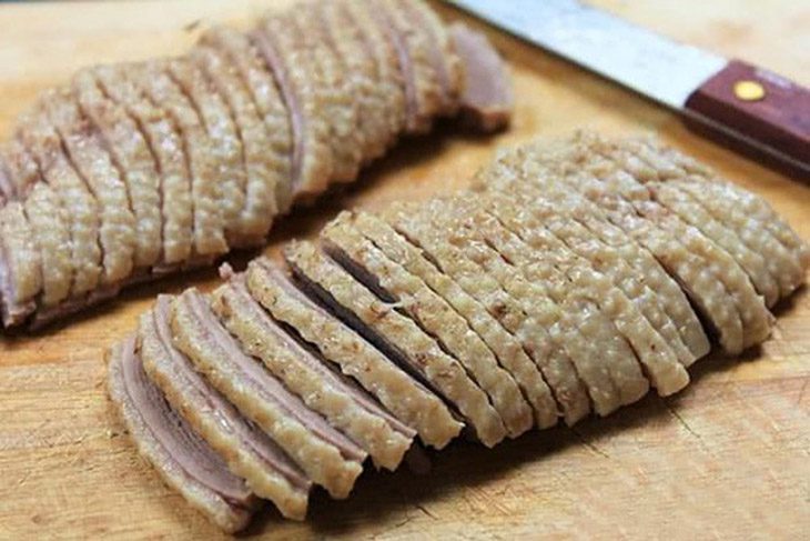 Step 1 Boil the duck and slice or shred the meat Sweet and Sour Duck Vermicelli Salad