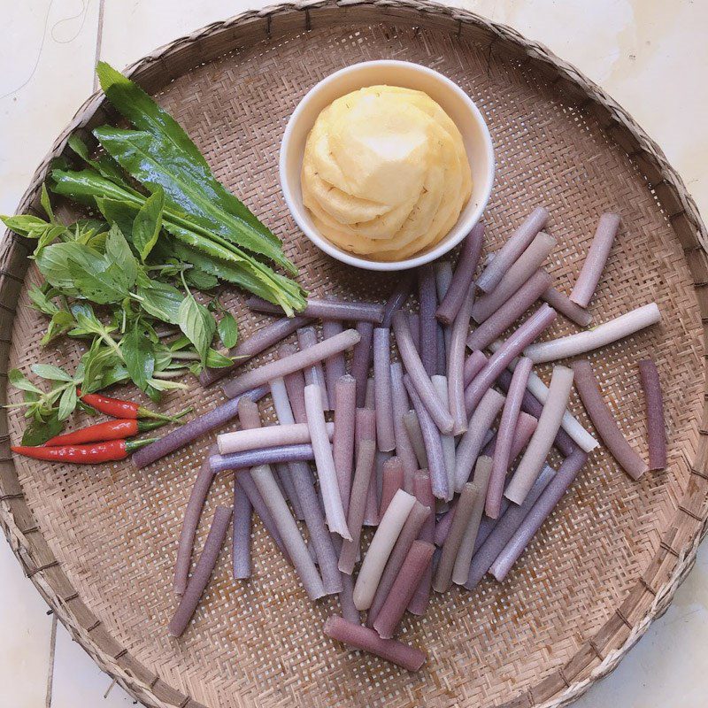 Step 2 Prepare the other ingredients for Sour Eel Soup with Water Lily