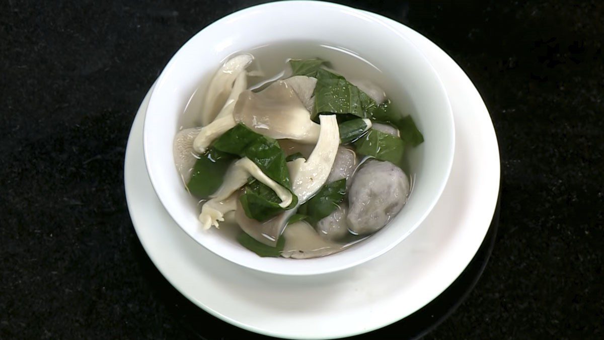 Vegetarian Taro Soup with Betel Leaves