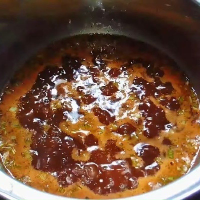 Step 4 Making vegetarian char siu for vegetarian cao lầu